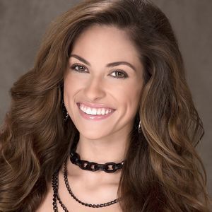 Meet your Posher, Alexina